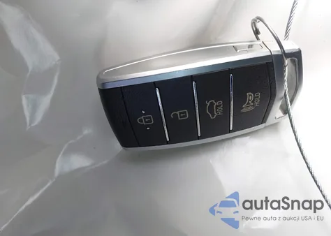 2019 Genesis G90 5.0 Ultimate z USA, uszkodzony, nr VIN KMHG54JH5KU052811